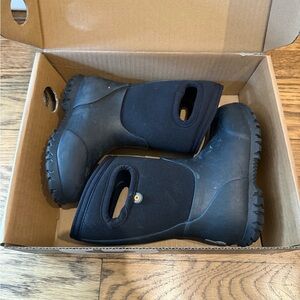 Bogs Black Toddler Size 8 Boots
